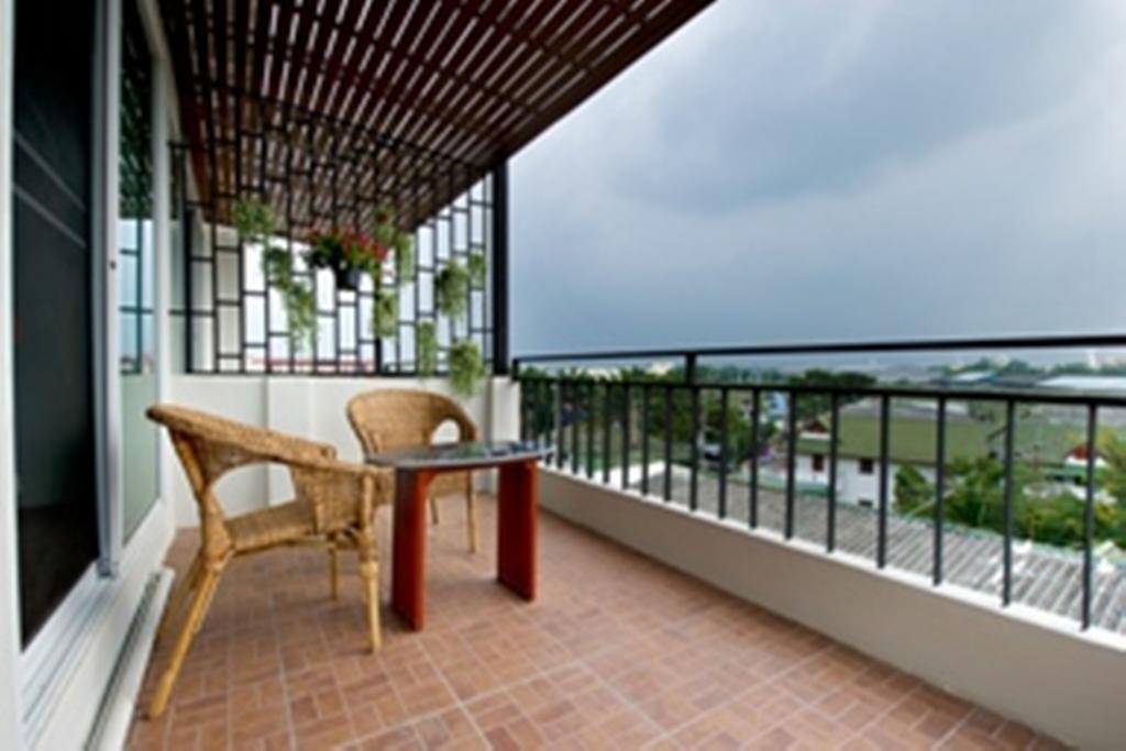 Bangpa-In Place Serviced Apartment Phra Nakhon Si Ayutthaya Buitenkant foto